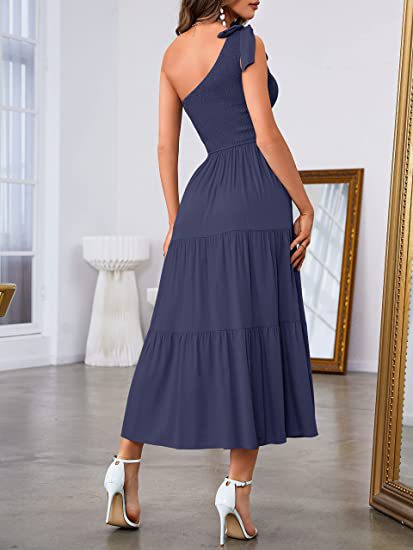New Summer Fashion Women's One-shoulder Pleated Layered Hem Split Dress - KaleaBoutique.com