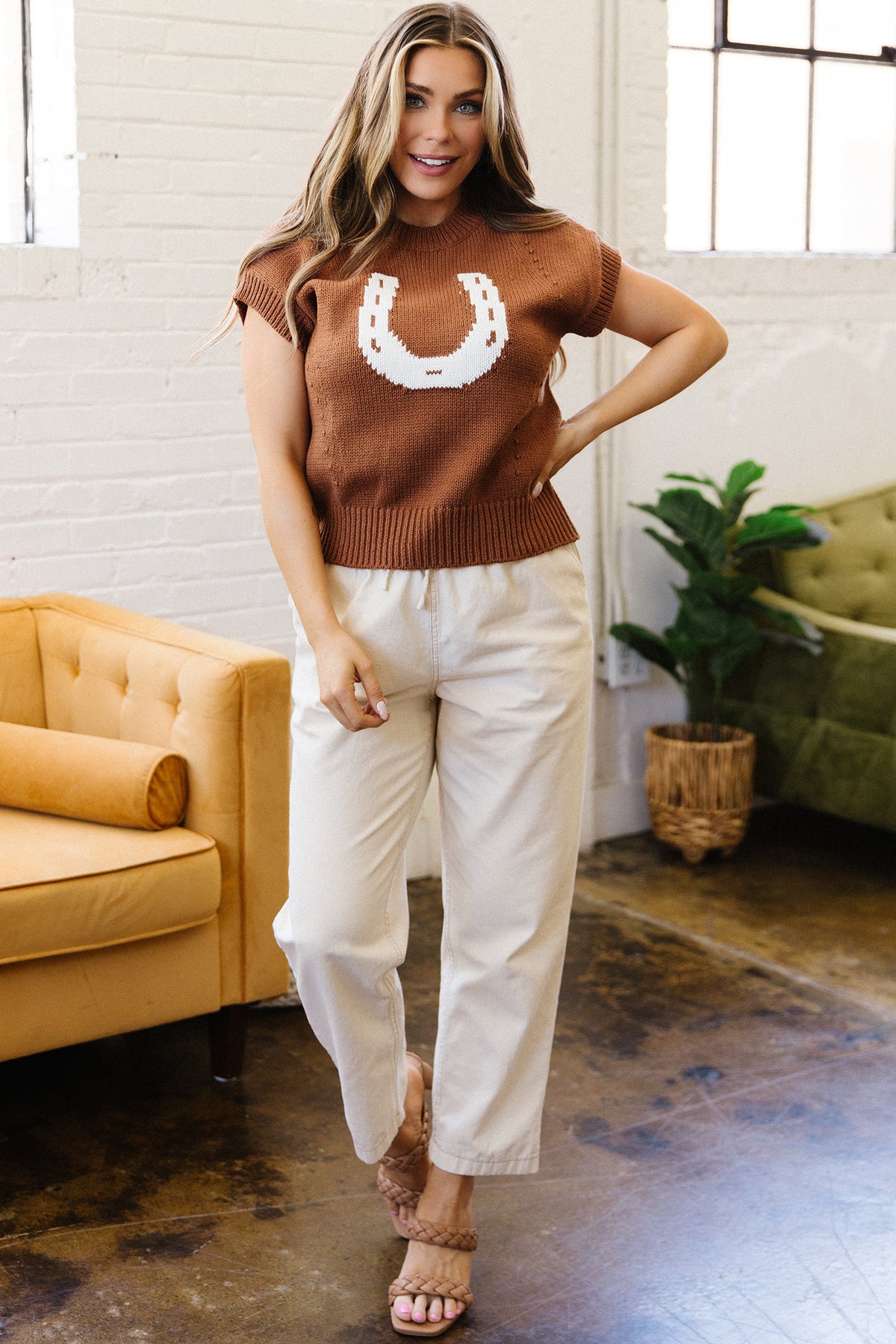 KaleaBoutique Comfortable Western Horseshoe Pattern Short Sleeve Knit Sweater - KaleaBoutique.com