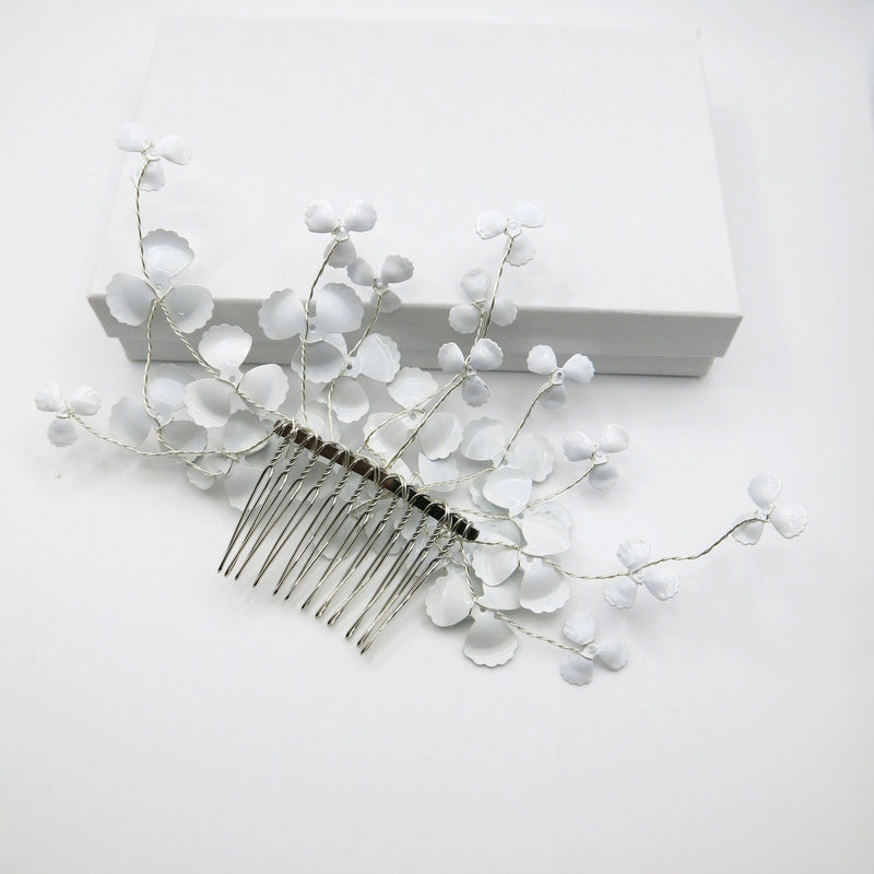Floating Flower Wedding Hair Comb, Bridal White Flower Silver Hairpiece, Large Metal Floral Hairpin Headpiece, Minimalist Bride Hairdo Comb - KaleaBoutique.com