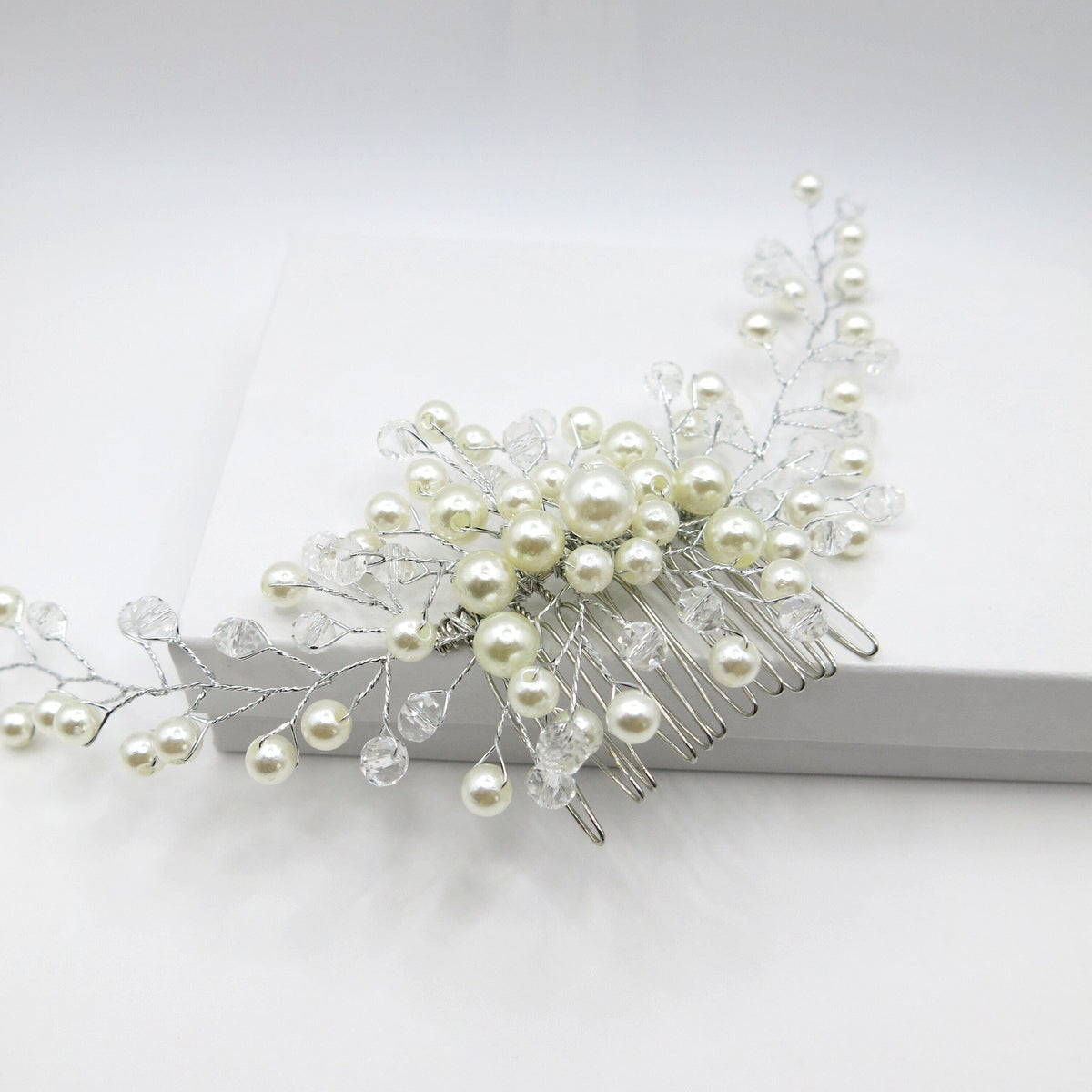 Floating Pearls Bridal Hair Comb, Crystal Wedding Hairpiece, Bridal White Pearl Decorative Hair Comb Headpiece - KaleaBoutique.com