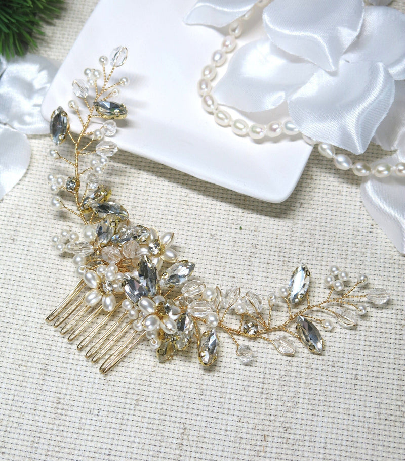 Floral Pearl Hair Comb, Bridal Rhinestone Hairpiece, Wedding Crystal Flower Decorative Hair Comb Headpiece - KaleaBoutique.com