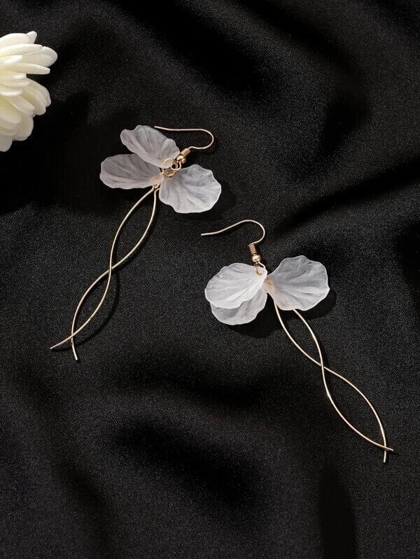 Floral Petals Dangle Earrings, Wedding Dainty Style Earrings, White Flower Bridal Earrings, Bridesmaid Flower Earrings - KaleaBoutique.com