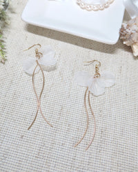 Floral Petals Dangle Earrings, Wedding Dainty Style Earrings, White Flower Bridal Earrings, Bridesmaid Flower Earrings - KaleaBoutique.com
