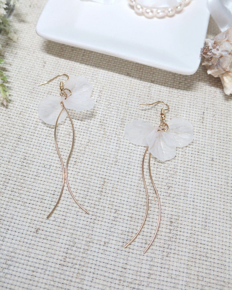 Floral Petals Dangle Earrings, Wedding Dainty Style Earrings, White Flower Bridal Earrings, Bridesmaid Flower Earrings - KaleaBoutique.com