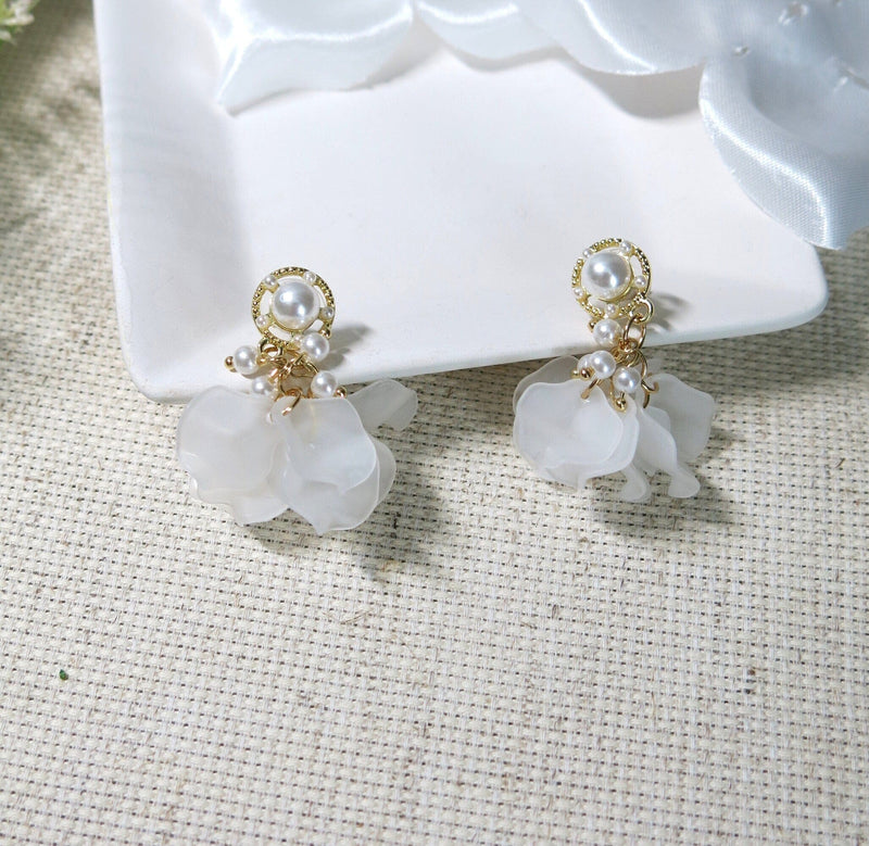 Floral White Petal Earrings, Wedding Bridal Flower Studs, Boho Fashion Dainty Studs for Bride or Bridesmaids - KaleaBoutique.com