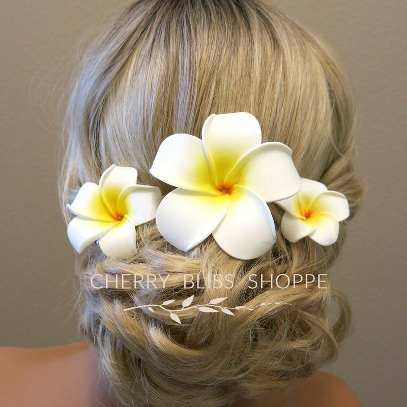 Plumeria Flower 3 PC Hair Clip Set, Various Sized Hawaiian Flower Fascinator, Bridal Getaway Floral Hairclips - KaleaBoutique.com