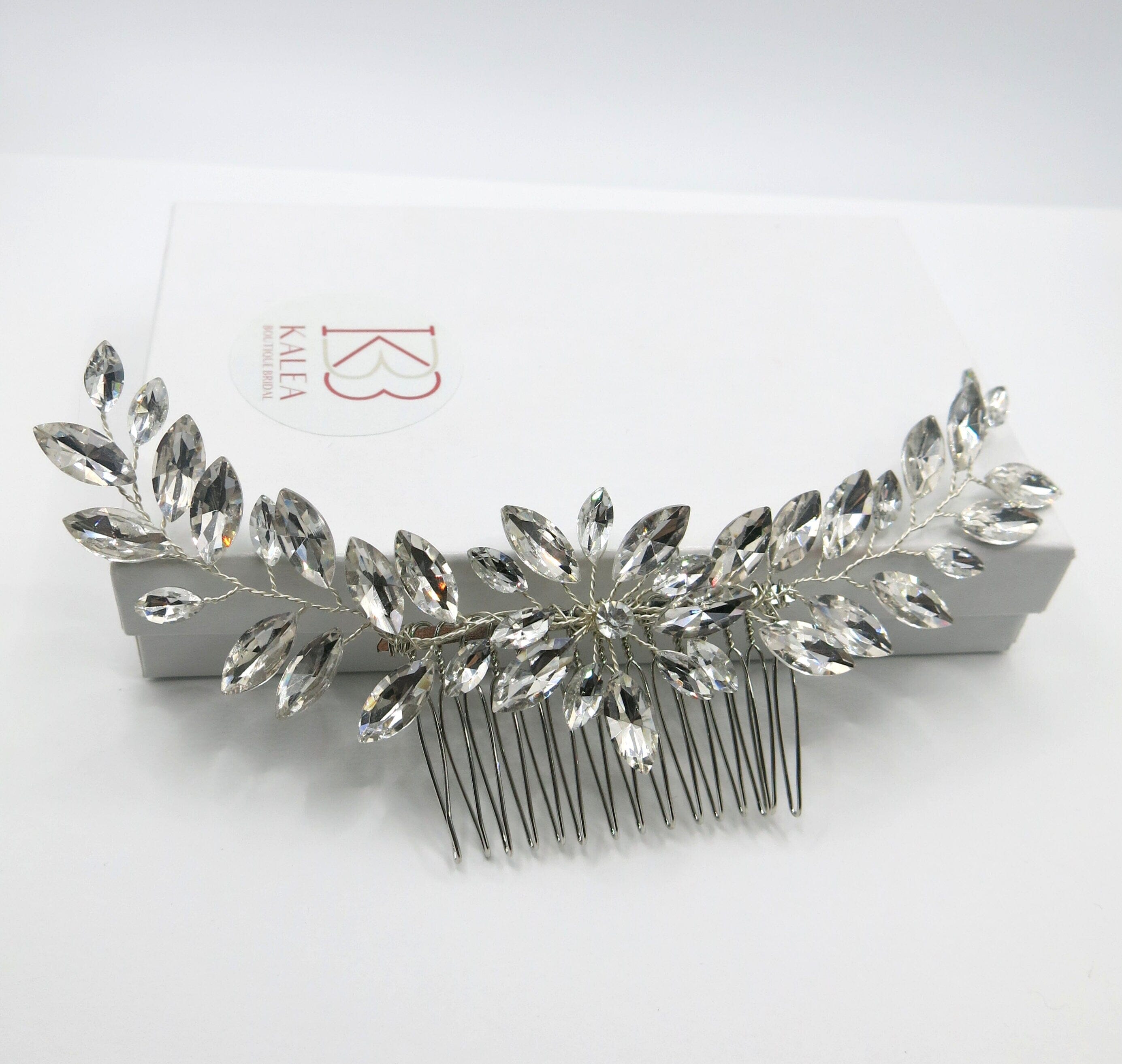 - Rhinestone Crystal Clear Bridal comb hair large Elegant Wedding Hair Comb of Crystals and Pearls - Cassandra  main image 2