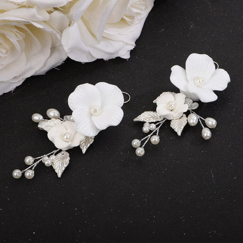 Large Acrylic White Flower Earrings, Bridal Floral Earrings, Wedding Big Flower Wire Statement Earrings - KaleaBoutique.com