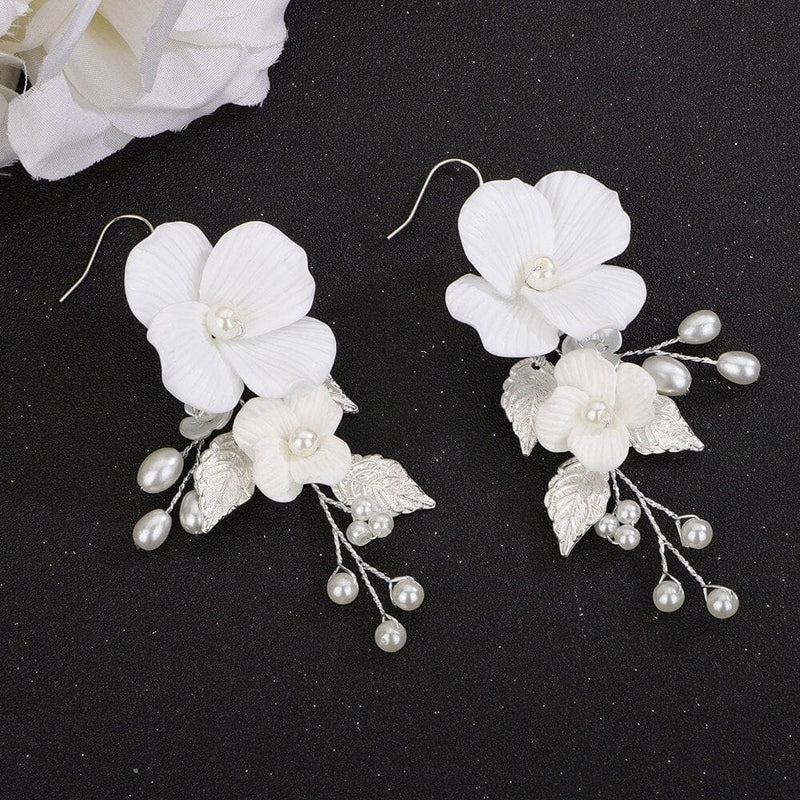 Large Acrylic White Flower Earrings, Bridal Floral Earrings, Wedding Big Flower Wire Statement Earrings - KaleaBoutique.com