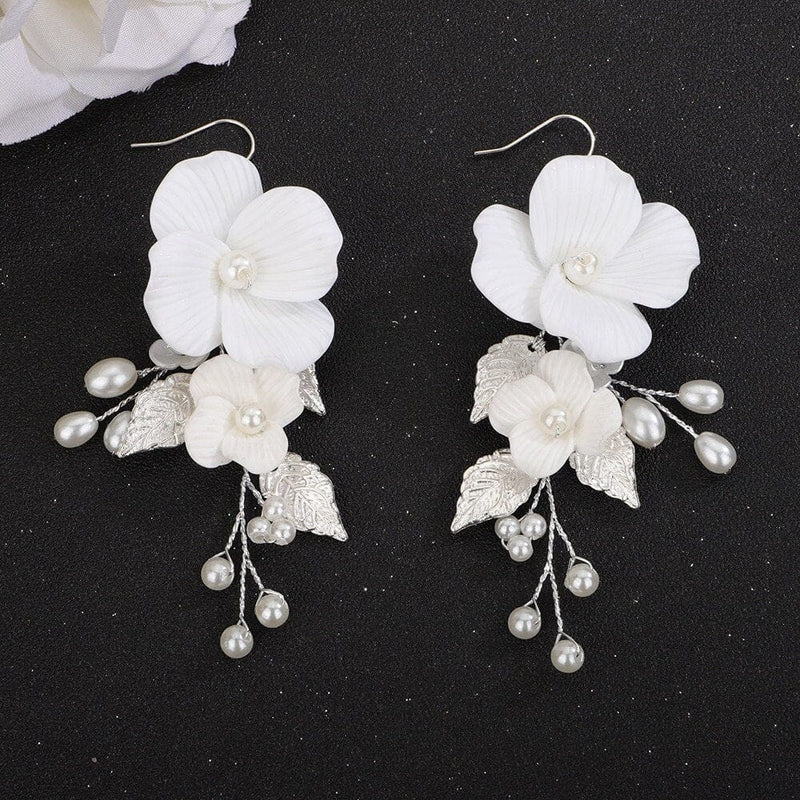 Large Acrylic White Flower Earrings, Bridal Floral Earrings, Wedding Big Flower Wire Statement Earrings - KaleaBoutique.com