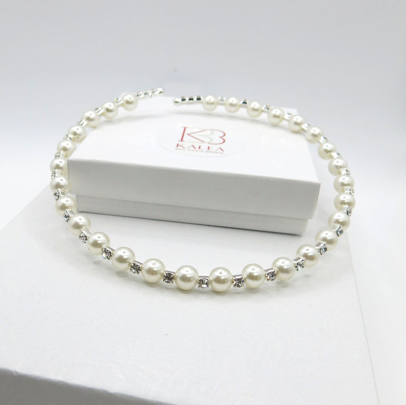 No Lock Silver Wire Tension Necklace, Bridal Minimalist Rhinestone and Pearl Flex Wire Choker Necklace - KaleaBoutique.com