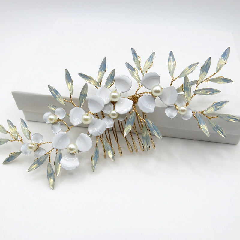 Opal White Flower Hair Comb, Bridal Opal Crystal Headpiece, Wedding Floral Gold Hairpiece - KaleaBoutique.com