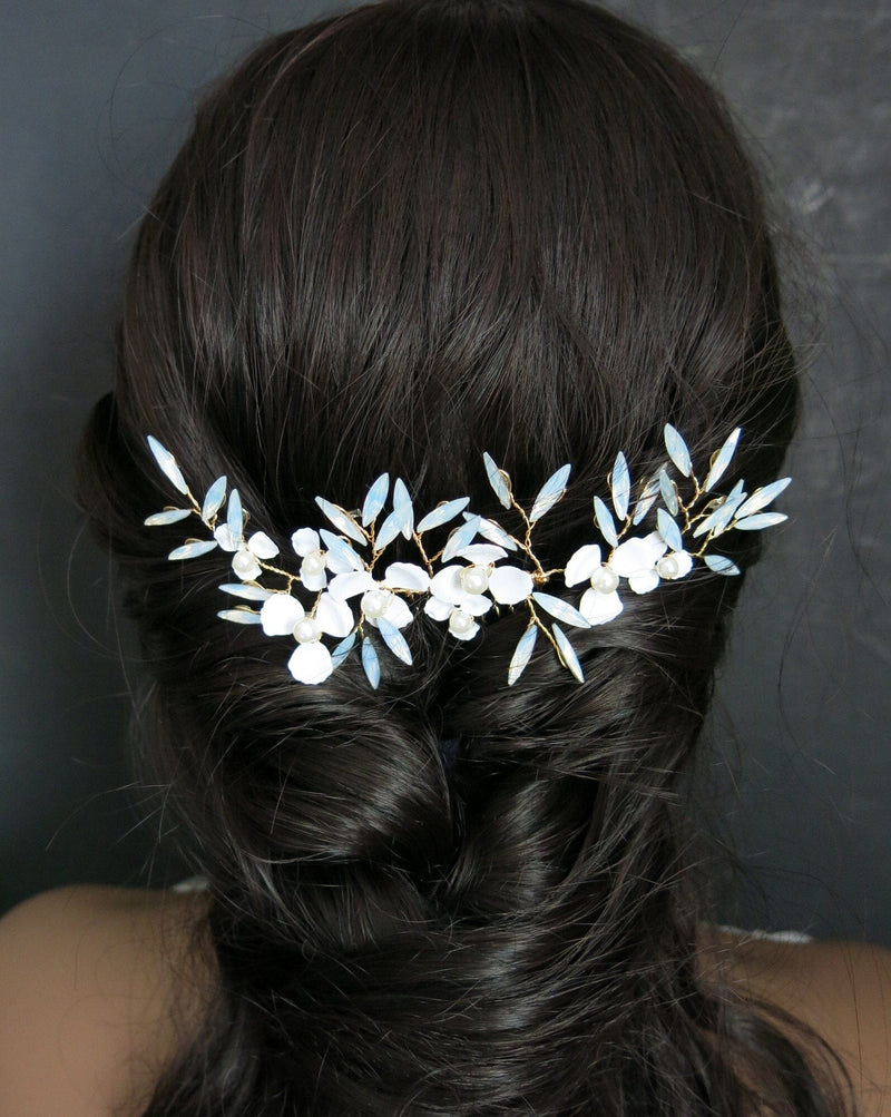 Opal White Flower Hair Comb, Bridal Opal Crystal Headpiece, Wedding Floral Gold Hairpiece - KaleaBoutique.com