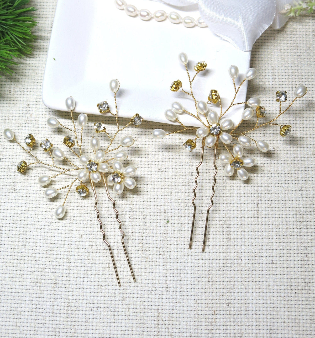 Oval Pearl Cluster 2 PC Hairpin Set, Wedding Rhinestone Flower Hair Pins, Bridal Pearl Flower Hairpin Set - KaleaBoutique.com