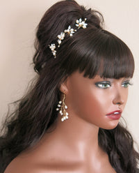 Oval Pearl Opal Gem 4 PC Hairpin Set, Bridal Pearl Cluster Gold Wire Hair Pins, Minimalist Wedding Opal Style Hair Pin Set - KaleaBoutique.com