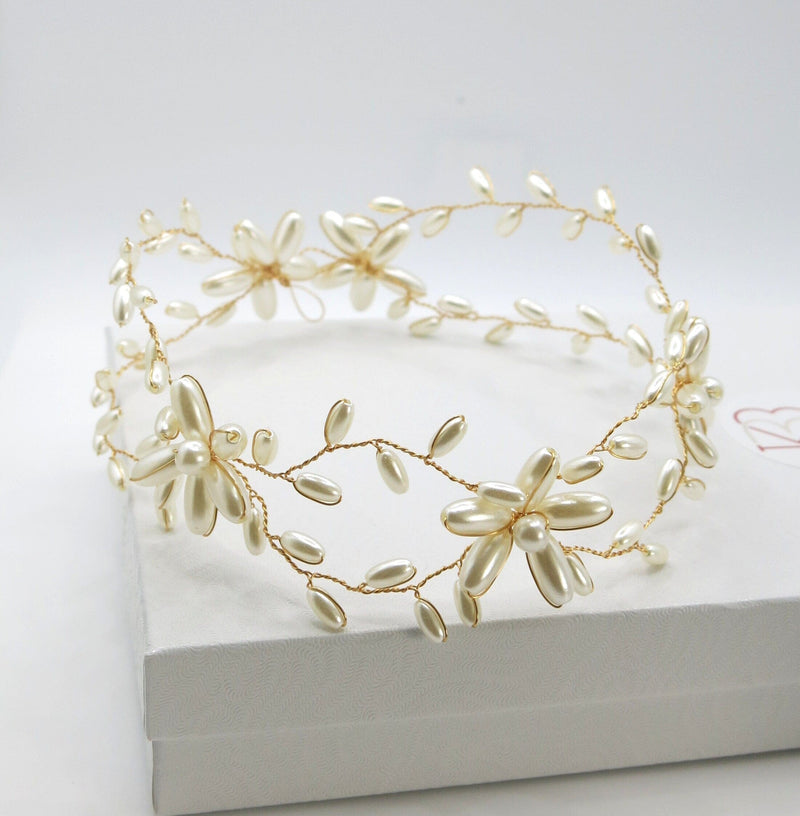 Pearl Flower Gold Wire Headband, Bridal Pearl Head Wreath, Wedding Oval Pearl Hair Vine Tiara - KaleaBoutique.com