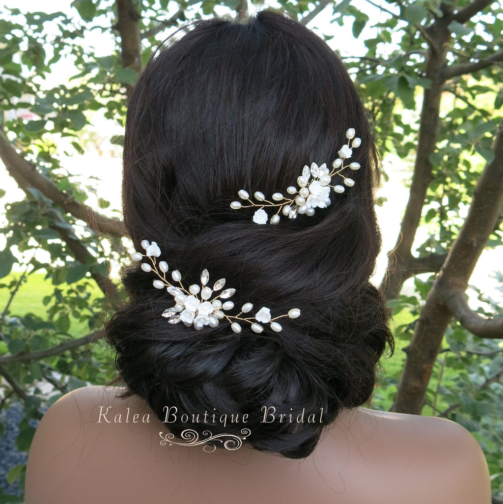 White Ceramic Flower Gold Hairpin, Clay Floral Pearl Bridal Hair Pin, Gold Wire Flower Wedding Hairpin - KaleaBoutique.com