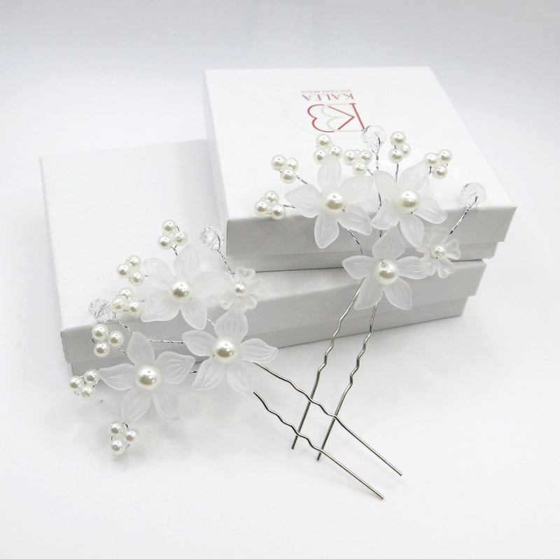 White Floral Bridal 2 PC Hair Pin Set, Wedding Party Pearl Flower Hairpin Hairpiece Set - KaleaBoutique.com