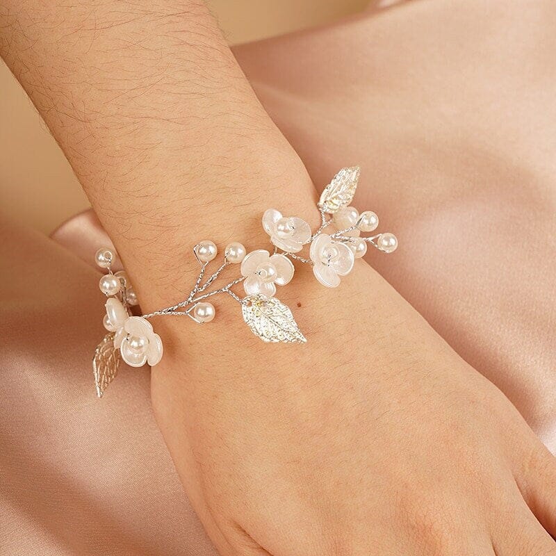 Off White Flower Bridal Bracelet, Wedding Floral Pearl Wire Bracelet, Bridesmaid Small Flower Bracelet, Prom Party Wire Bracelet - KaleaBoutique.com