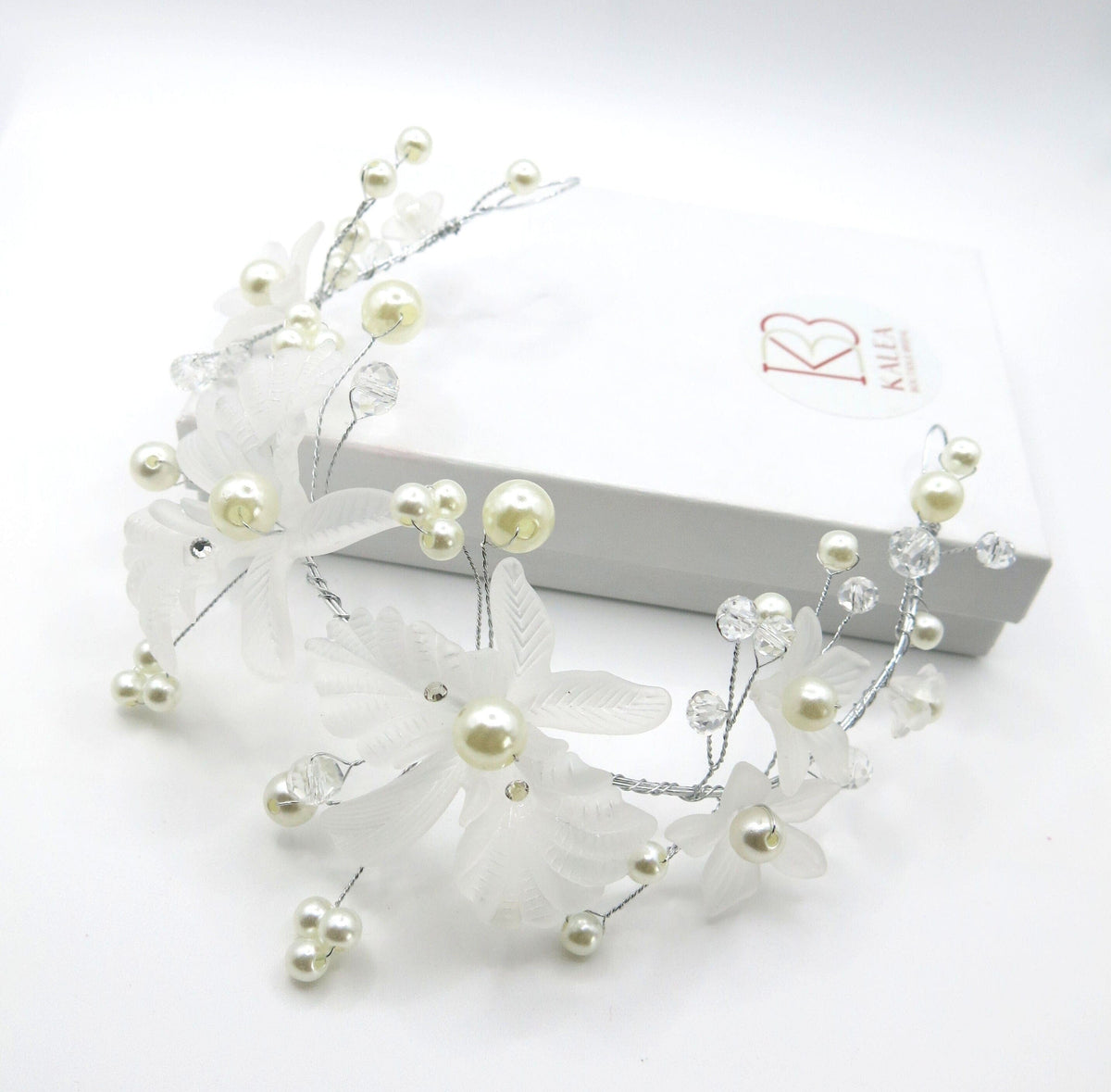 White Flower Pearl Wire Headband, Bridal Floral Head Wreath Tiara, Wedding Flower Girl White Headpiece - KaleaBoutique.com