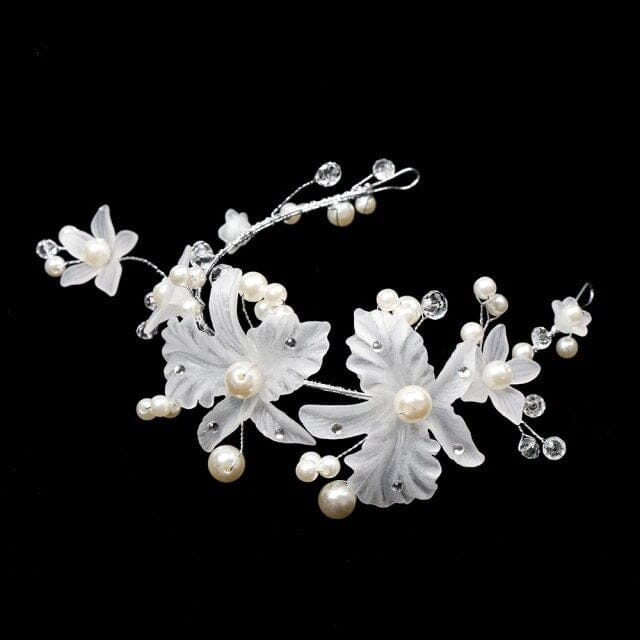 White Flower Pearl Wire Headband, Bridal Floral Head Wreath Tiara, Wedding Flower Girl White Headpiece - KaleaBoutique.com