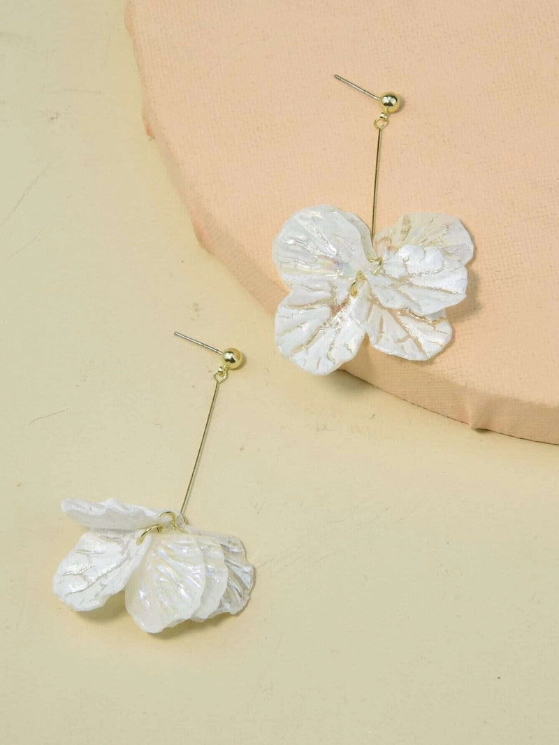 White Frosted Petal Tassel Earrings, Floral Gold Dangle Studs, Translucent Petal Wedding Dangle Earrings, Bridal Flower Fashion Studs - KaleaBoutique.com