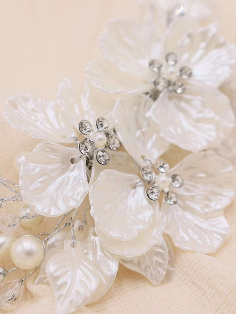 White Large Abalone Flower Pearl Hairclip, Wedding Pearl Floral Hairpiece, Bridal Pearl Large Hairclip Headpiece, Floral Alligator Hair Clip - KaleaBoutique.com