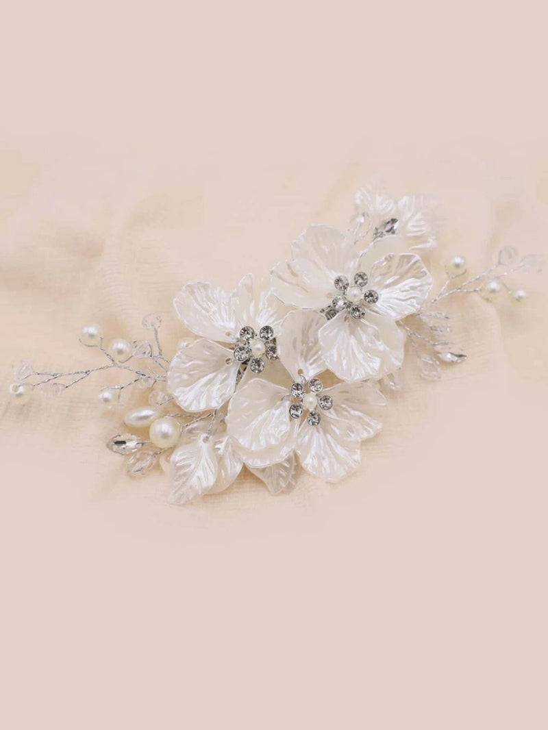 White Large Abalone Flower Petals Hairclip, Wedding Pearl Big Floral Hair Clip, Bridal Alligator Hairclip - KaleaBoutique.com