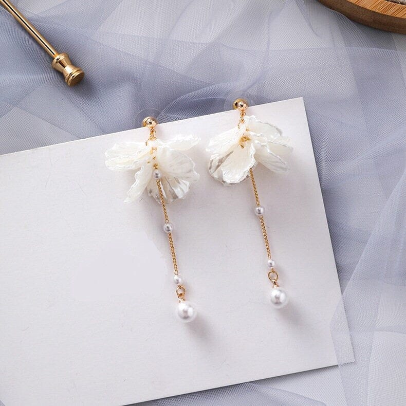 White Pearl Floral Petal Earrings, Bridal Pearl Chain Dangle Flower Fashion Boho Earrings for Wedding or Prom - KaleaBoutique.com