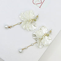 White Pearl Floral Petal Earrings, Bridal Pearl Chain Dangle Flower Fashion Boho Earrings for Wedding or Prom - KaleaBoutique.com