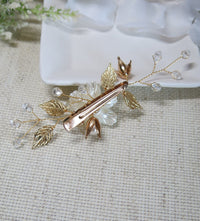 White Pearl Flower Gold Hairclip, Bridal Floral Bead Hair Clip, Wedding Floral Alligator Headpiece - KaleaBoutique.com