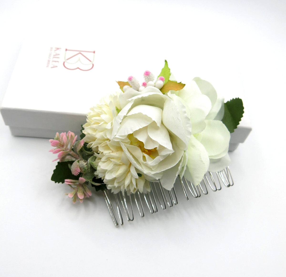 Silk Flower Bouquet Hair Comb, Wedding Romantic Floral Hairdo Headpiece, Bridal White Rose Hairpiece, Bridesmaid Silk Flower Hairpin - KaleaBoutique.com