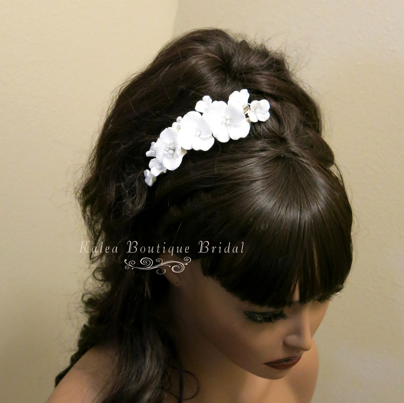 White Flower Bridal Hairclip, Wedding Floral Hair Clip Headpiece, White Flower Alligator Hair Clip - KaleaBoutique.com