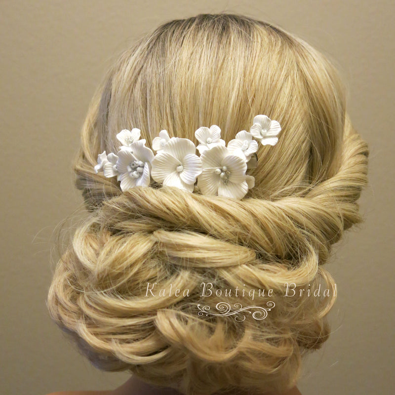 White Flower Bridal Hairclip, Wedding Floral Hair Clip Headpiece, White Flower Alligator Hair Clip - KaleaBoutique.com